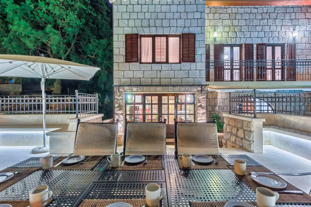 Stone Villa in Dubrovnik with Sea Views and Pool