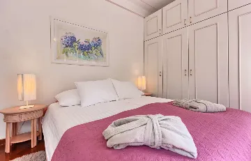 4-Bedroom Villa in Cilipi for Up to 8 Guests