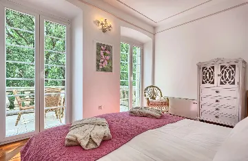 4-Bedroom Villa in Cilipi for Up to 8 Guests