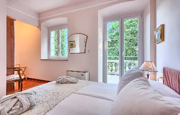 4-Bedroom Villa in Cilipi for Up to 8 Guests