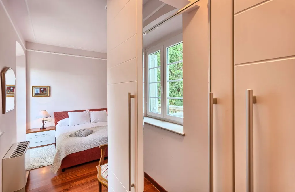 4-Bedroom Villa in Cilipi for Up to 8 Guests