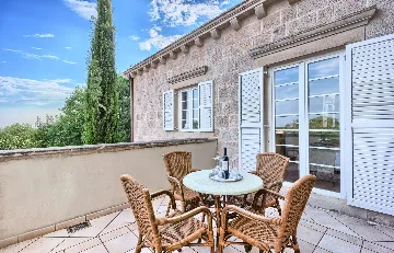 4-Bedroom Villa in Cilipi for Up to 8 Guests