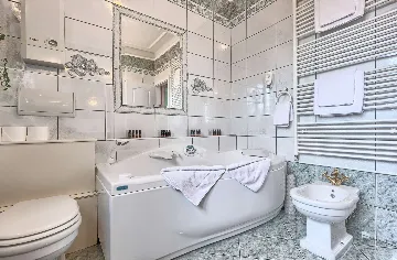 4-Bedroom Villa in Cilipi for Up to 8 Guests