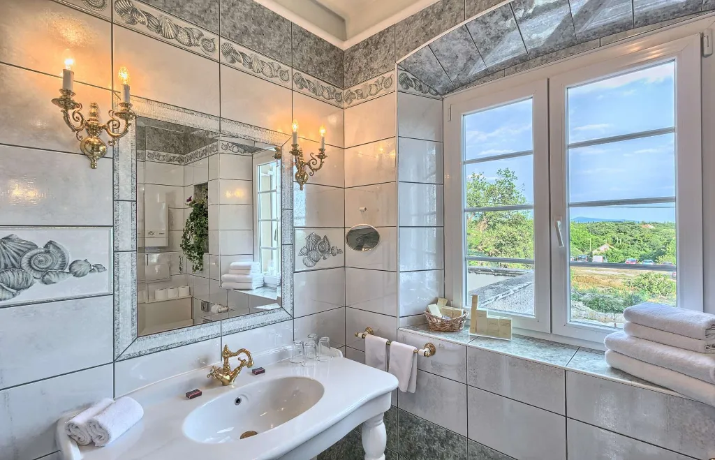 4-Bedroom Villa in Cilipi for Up to 8 Guests