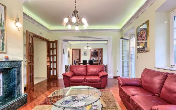 4-Bedroom Villa in Cilipi for Up to 8 Guests