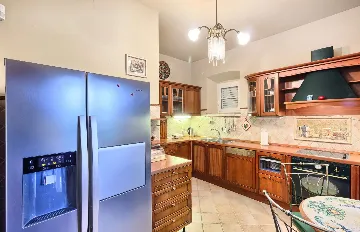 4-Bedroom Villa in Cilipi for Up to 8 Guests