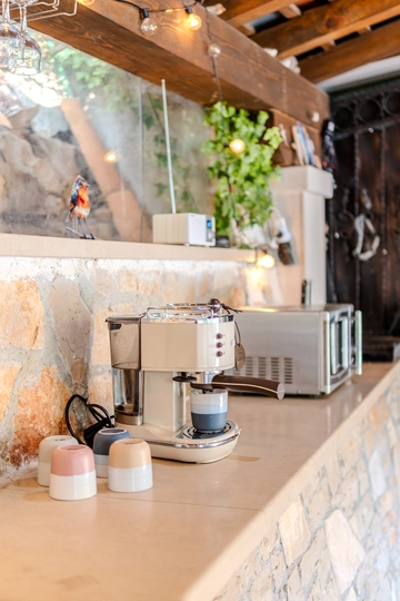 Stone Holiday House in Milna, Brač for 6 Guests