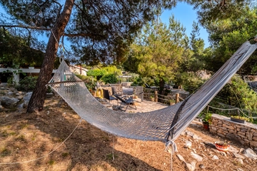 Stone Holiday House in Milna, Brač for 6 Guests