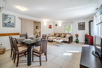 Stone Holiday House in Milna, Brač for 6 Guests