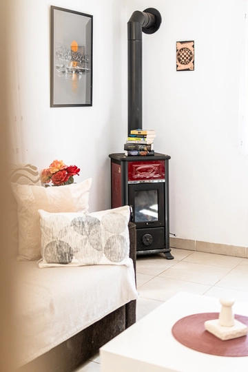 Stone Holiday House in Milna, Brač for 6 Guests