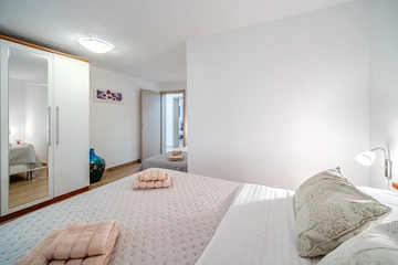 Stone Holiday House in Milna, Brač for 6 Guests