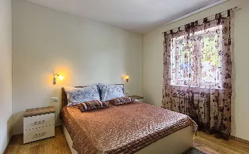 Dubravka 6-Bedroom Villa for Up to 16 Guests