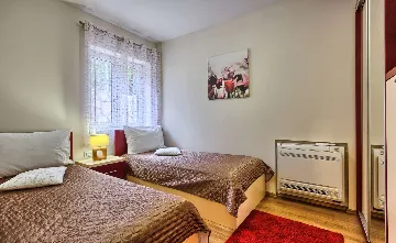 Dubravka 6-Bedroom Villa for Up to 16 Guests