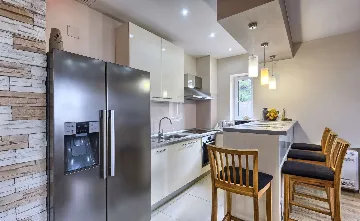 Dubravka 6-Bedroom Villa for Up to 16 Guests