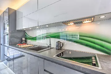 3-Bedroom Villa with Heated Pool in Malinska