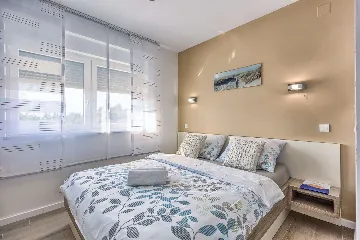 3-Bedroom Villa with Heated Pool in Malinska