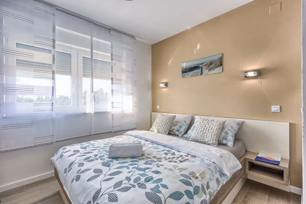 3-Bedroom Villa with Heated Pool in Malinska