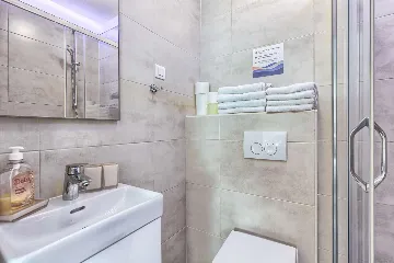 3-Bedroom Villa with Heated Pool in Malinska