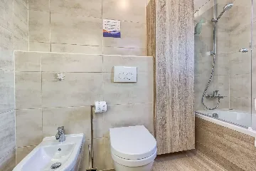 3-Bedroom Villa with Heated Pool in Malinska