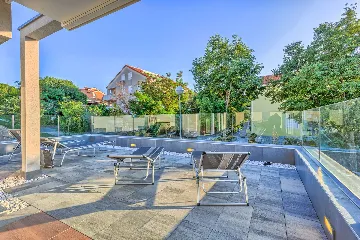 3-Bedroom Villa with Heated Pool in Malinska