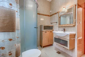 Six-Bedroom Villa for 12 Guests in Lumbarda