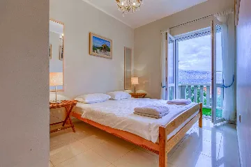 Six-Bedroom Villa for 12 Guests in Lumbarda