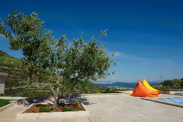 Prgomet Villa with Heated Pool and 4 Bedrooms