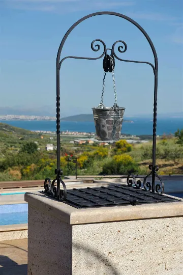 Prgomet Villa with Heated Pool and 4 Bedrooms