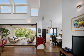 Prgomet Villa with Heated Pool and 4 Bedrooms