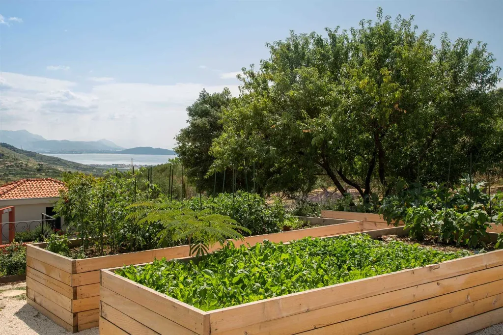 Prgomet Villa with Heated Pool and 4 Bedrooms