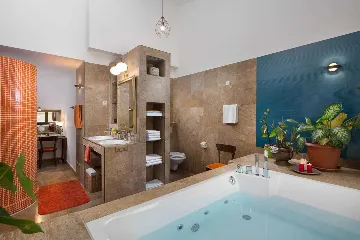 Prgomet Villa with Heated Pool and 4 Bedrooms