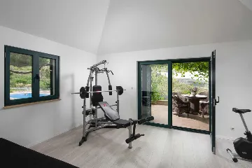 Prgomet Villa with Heated Pool and 4 Bedrooms