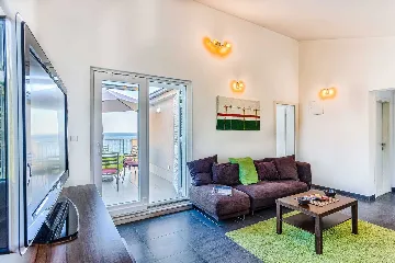 Sevid Villa with Direct Beach Access for Up to 12