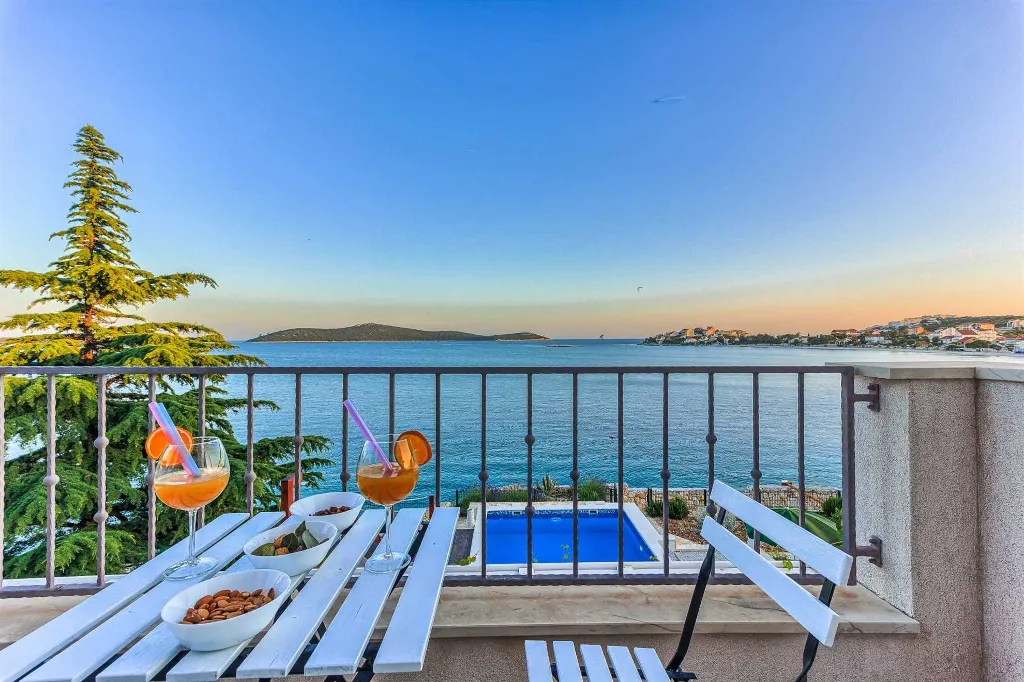 Sevid Villa with Direct Beach Access for Up to 12