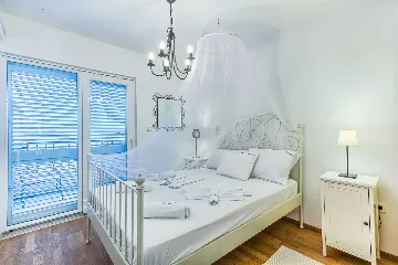 Sevid Villa with Direct Beach Access for Up to 12