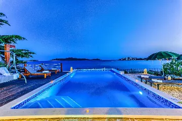 Sevid Villa with Direct Beach Access for Up to 12