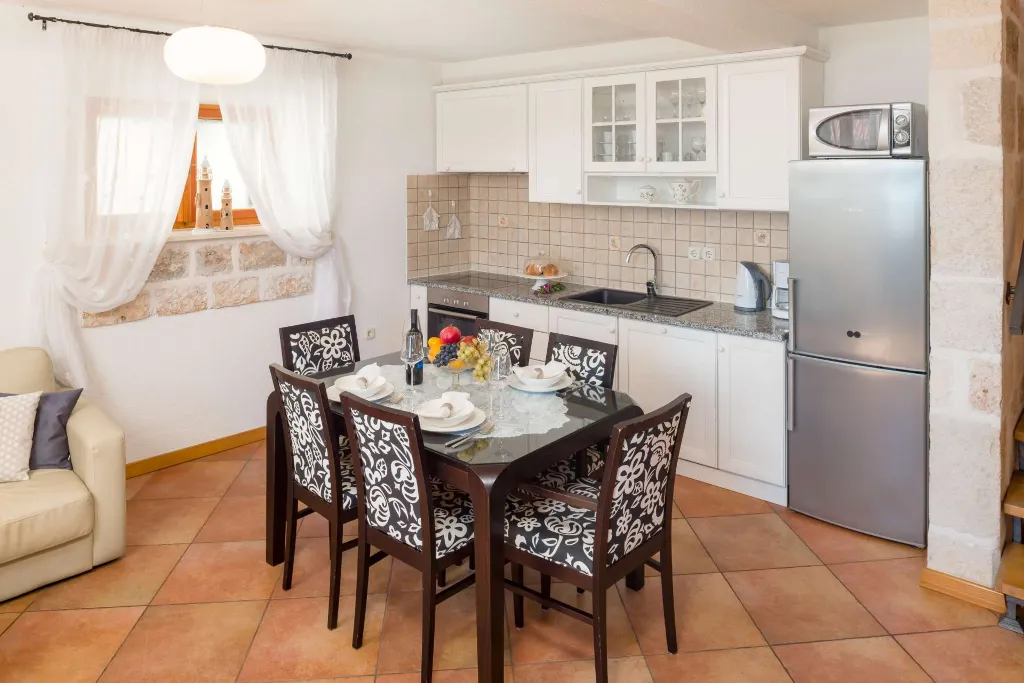 2-Bedroom Villa with Private Pool in Bol