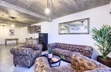 4-Bedroom Villa in Buje with Pool