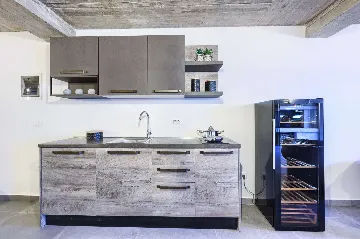 4-Bedroom Villa in Buje with Pool