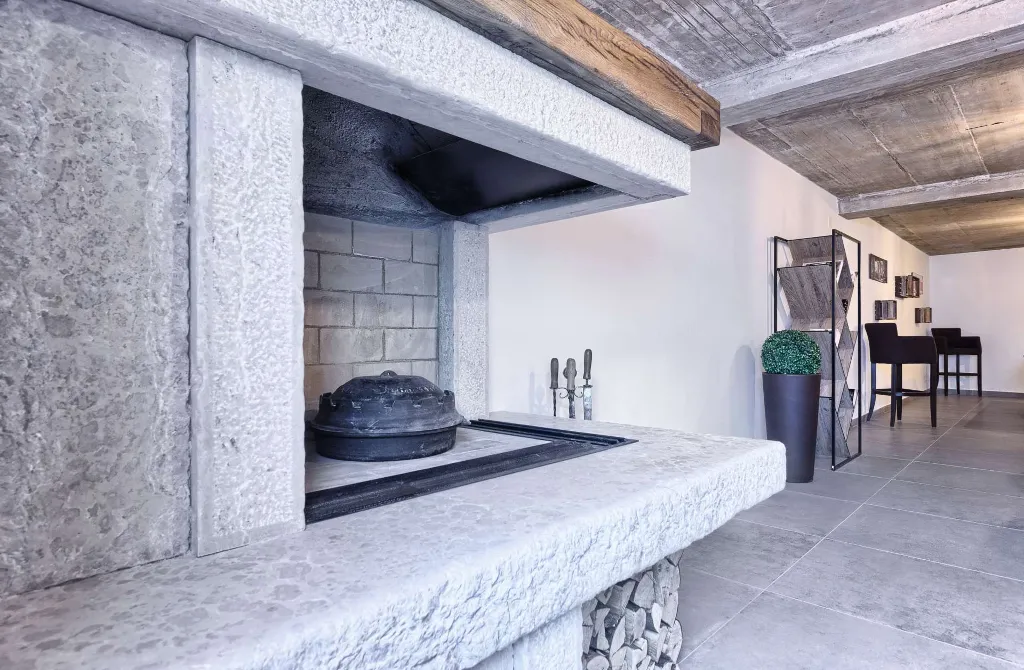 4-Bedroom Villa in Buje with Pool