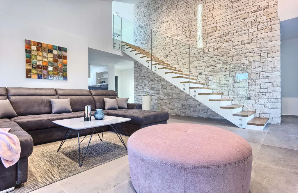 4-Bedroom Villa in Buje with Pool