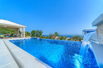 Family-Friendly Villa with Two Pools in Bol