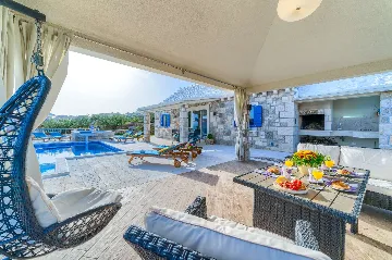 Family-Friendly Villa with Two Pools in Bol
