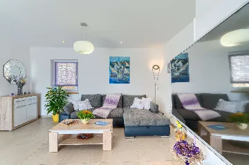 Family-Friendly Villa with Two Pools in Bol