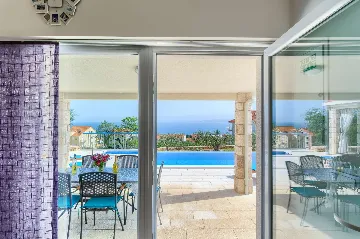 Family-Friendly Villa with Two Pools in Bol