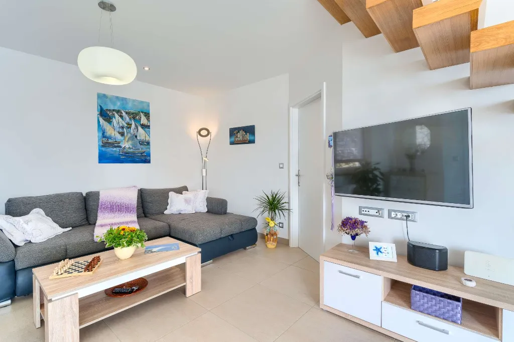 Family-Friendly Villa with Two Pools in Bol