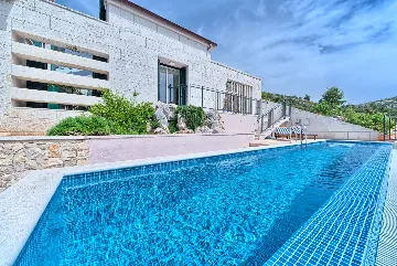Villa in Bobovisca with Private Heated Infinity Pool