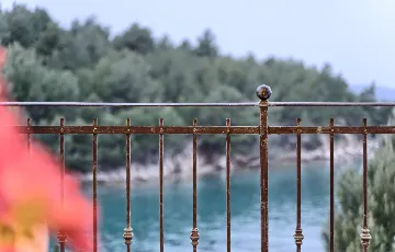 Villa in Bobovisca with Private Heated Infinity Pool