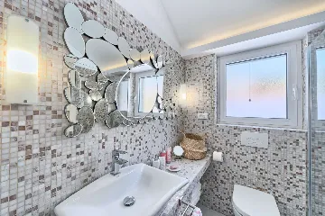 Villa in Bobovisca with Private Heated Infinity Pool