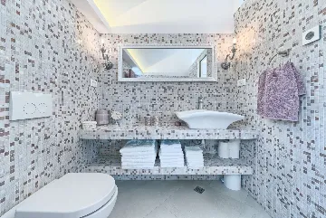 Villa in Bobovisca with Private Heated Infinity Pool